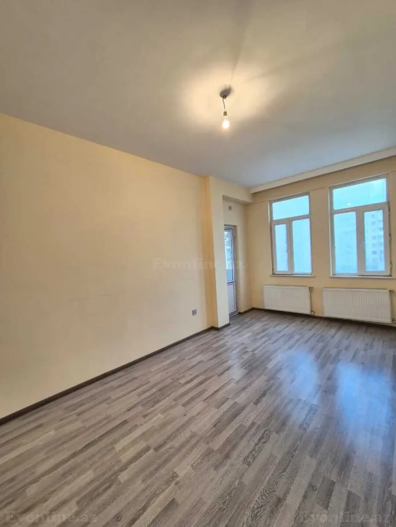 Kirayə verilir 3 otaqlı Mənzil Yeni tikili 140 m² İnşaatçılar m. - şəkil 3