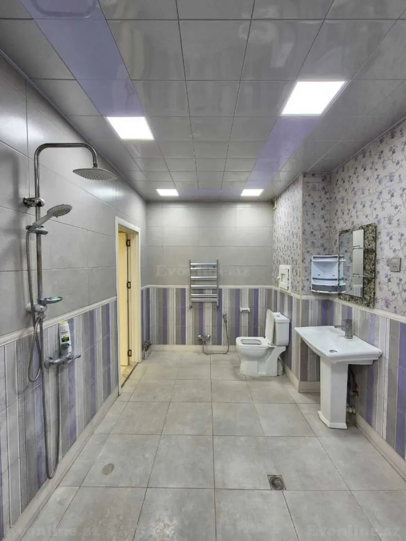 Kirayə verilir 3 otaqlı Mənzil Yeni tikili 140 m² İnşaatçılar m. - şəkil 14