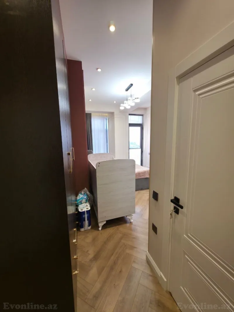 Satılır 4 otaqlı Mənzil Yeni tikili 130 m² Xətai r. - şəkil 7