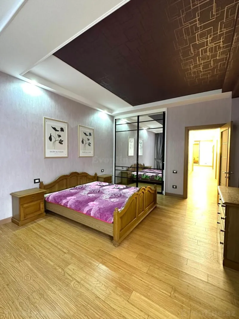 Satılır 4 otaqlı Mənzil Yeni tikili 180 m² Nizami m. - şəkil 7