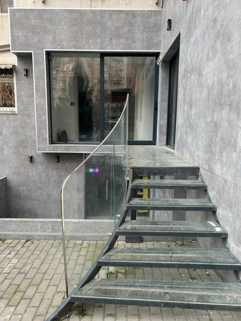 Kirayə verilir Obyekt 102 m² Xətai m.