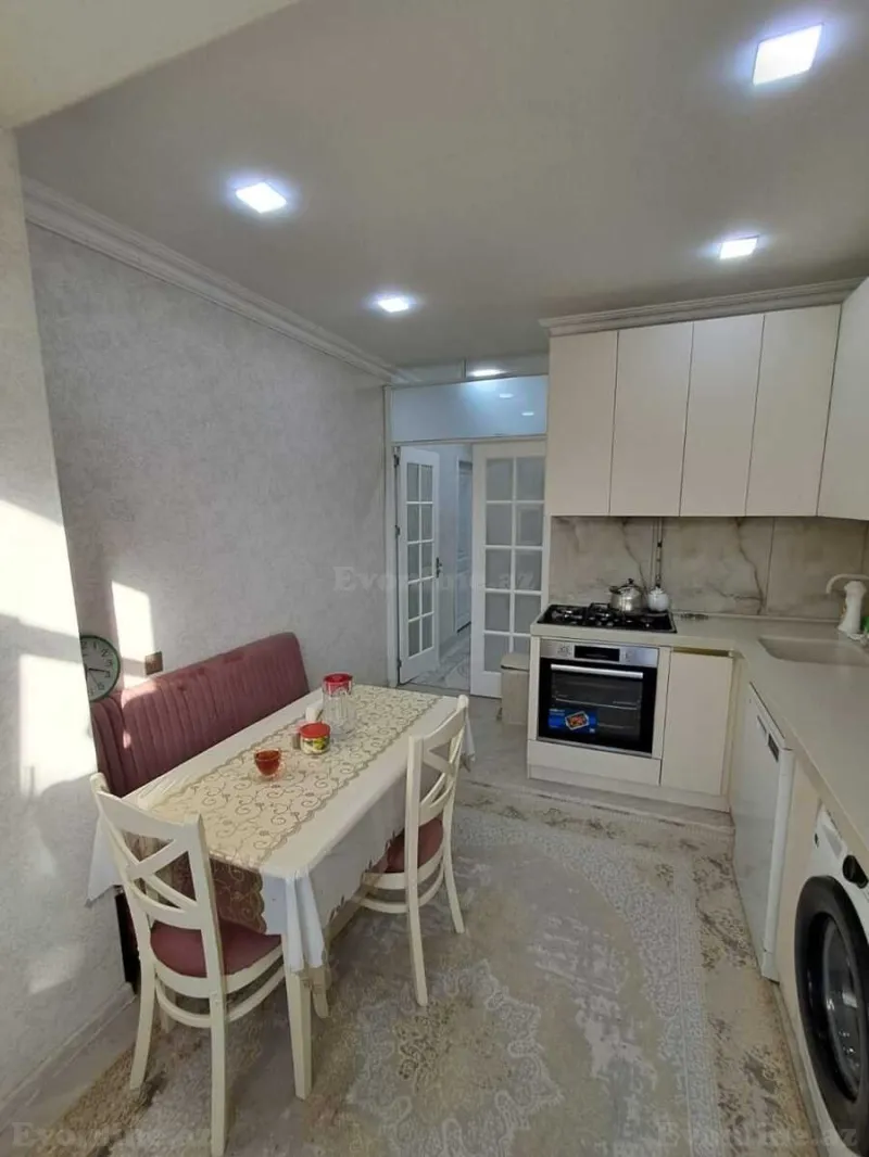 Satılır 3 otaqlı Mənzil Köhnə tikili 82 m² Sabunçu r. - şəkil 4