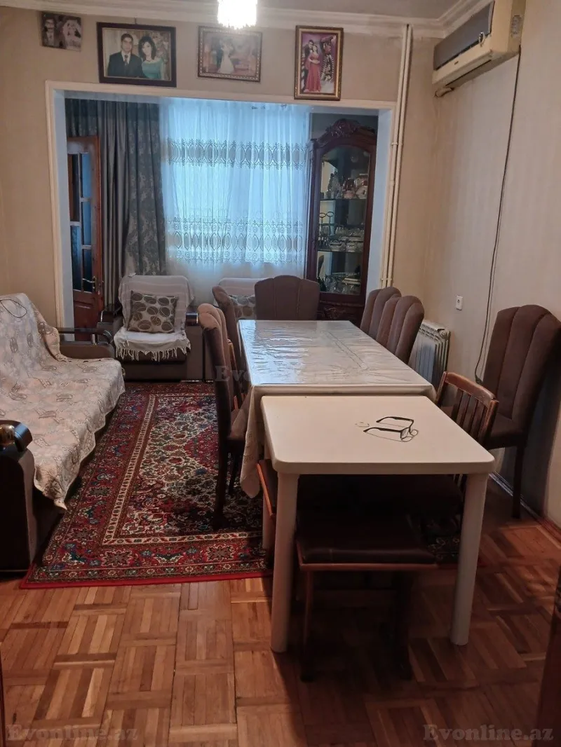 Satılır 2 otaqlı Mənzil Köhnə tikili 60 m² 4-cü mikrorayon