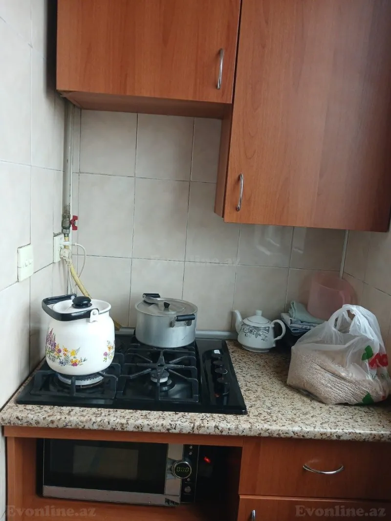 Satılır 2 otaqlı Mənzil Köhnə tikili 60 m² 4-cü mikrorayon - şəkil 10