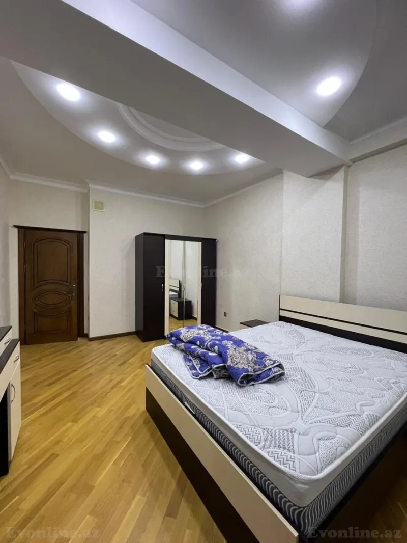 Satılır 3 otaqlı Mənzil Yeni tikili 108 m² Elmlər Akademiyası m. - şəkil 12