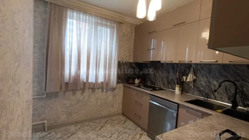 Satılır 4 otaqlı Mənzil Köhnə tikili 115 m² Qara Qarayev m. - şəkil 5