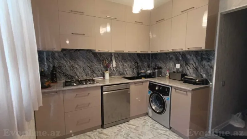 Satılır 4 otaqlı Mənzil Köhnə tikili 115 m² Qara Qarayev m. - şəkil 6