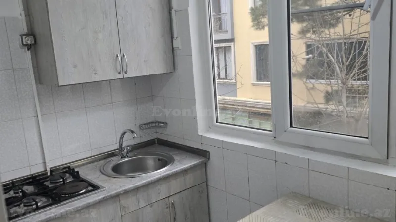 Satılır 2 otaqlı Mənzil Köhnə tikili 55 m² 3-cü mikrorayon