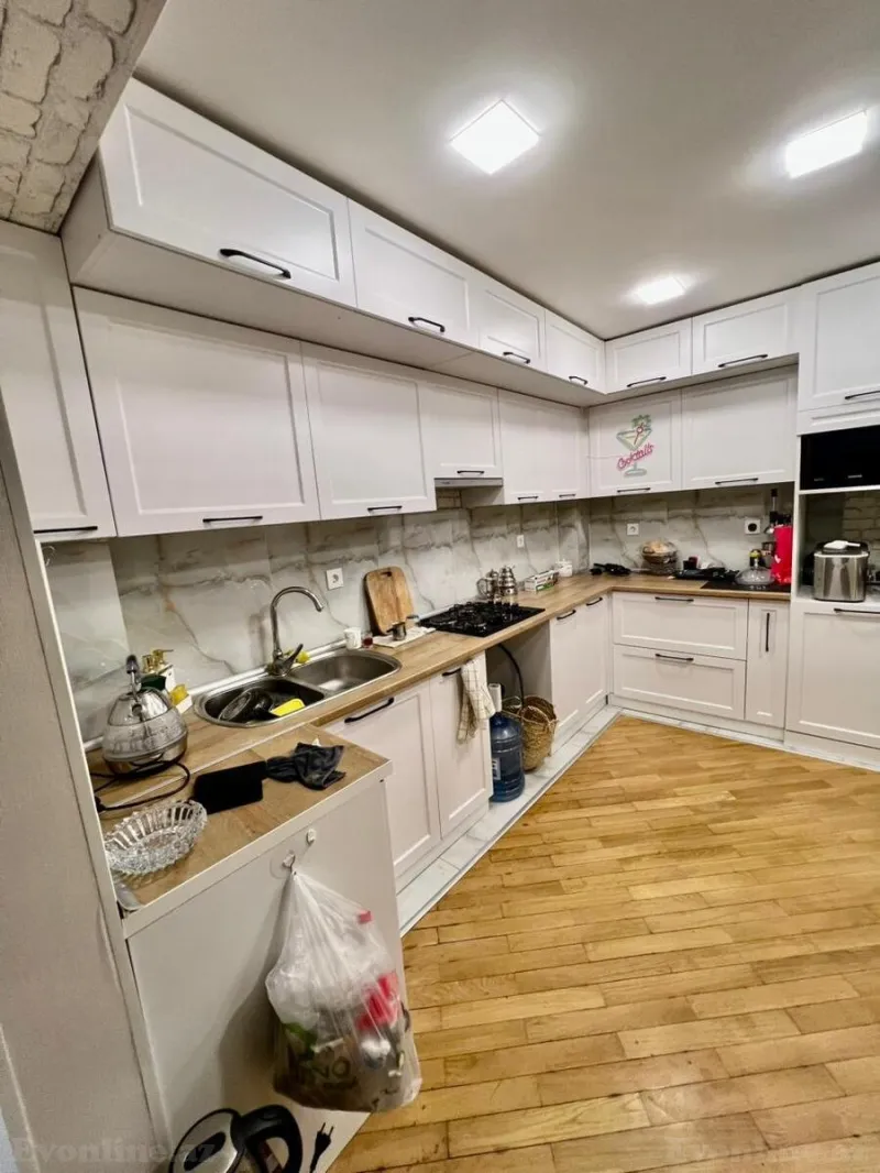 Satılır 3 otaqlı Mənzil Köhnə tikili 83 m² Gənclik m. - şəkil 6