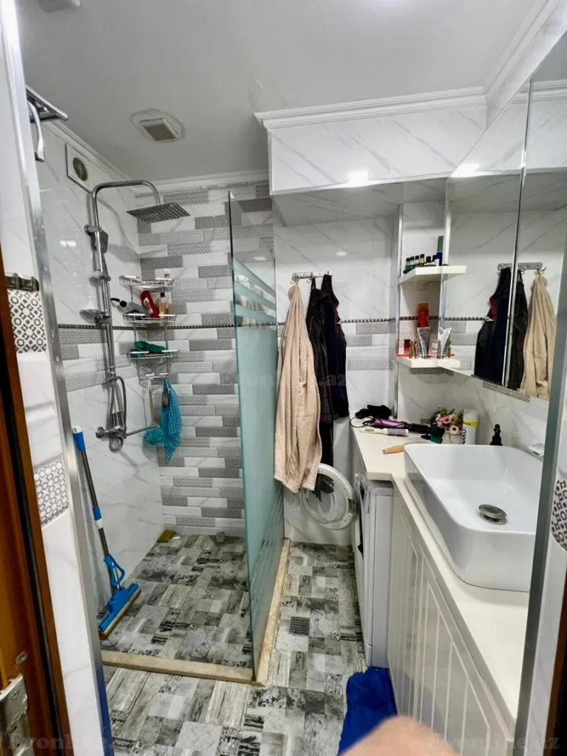 Satılır 3 otaqlı Mənzil Köhnə tikili 83 m² Gənclik m. - şəkil 19