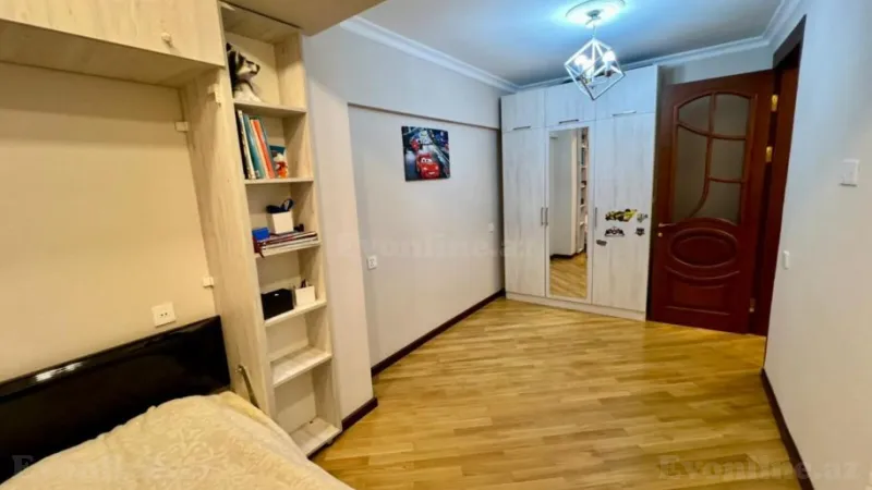 Satılır 3 otaqlı Mənzil Köhnə tikili 83 m² Gənclik m. - şəkil 21