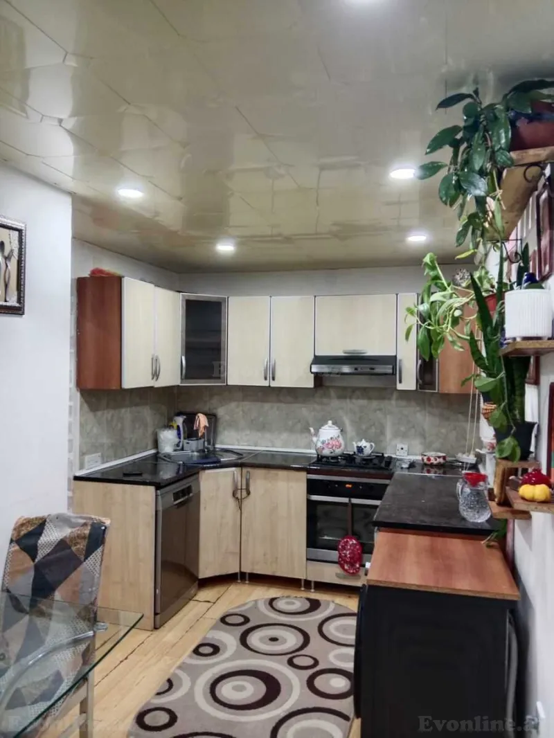 Bakı, Pirallahı r.da 3 otaqlı mənzil satılır