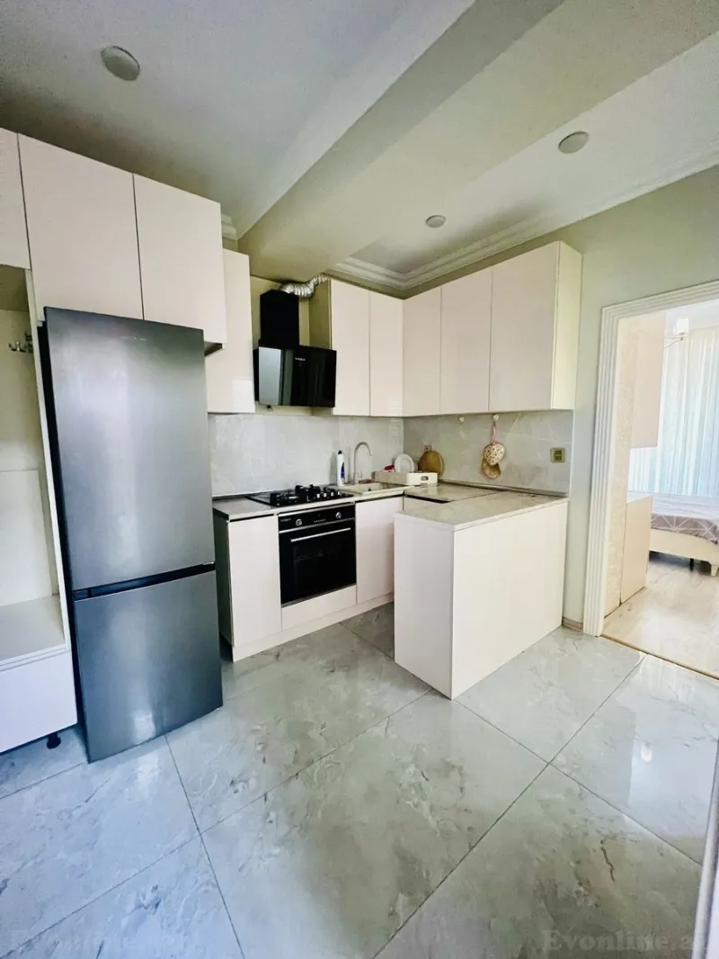 Kirayə verilir 2 otaqlı Mənzil Yeni tikili 60 m² Həzi Aslanov m. - şəkil 9