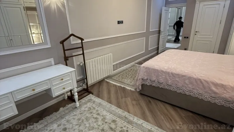 Satılır 4 otaqlı Mənzil Yeni tikili 180 m² Nəriman Nərimanov m. - şəkil 14