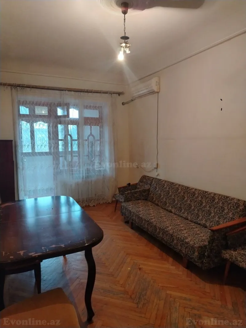 Satılır 2 otaqlı Mənzil Köhnə tikili 45 m² Yasamal - şəkil 2