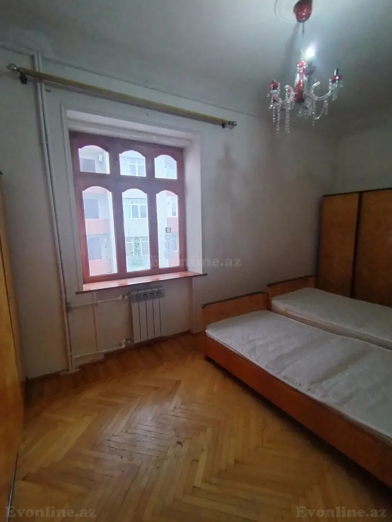 Satılır 2 otaqlı Mənzil Köhnə tikili 45 m² Yasamal - şəkil 3