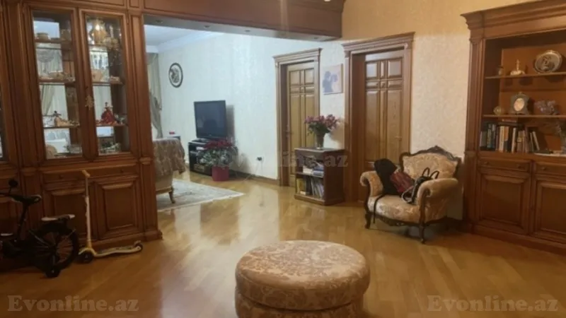 Satılır 3 otaqlı Mənzil Yeni tikili 163.1 m² Elmlər Akademiyası m. - şəkil 7