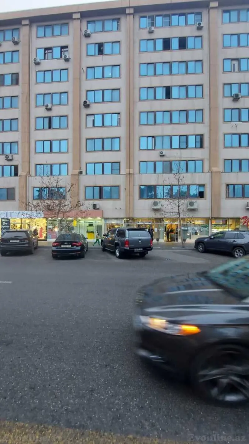 Satılır 3 otaqlı Mənzil Köhnə tikili 82 m² Sabunçu r. - şəkil 2