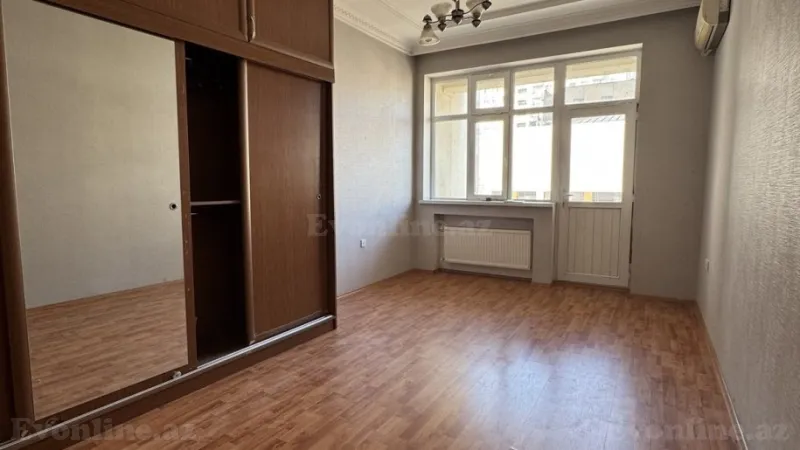 Satılır 4 otaqlı Mənzil Yeni tikili 178 m² Nəsimi r. - şəkil 8