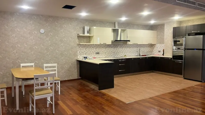 Kirayə verilir 4 otaqlı Mənzil Yeni tikili 220 m² Səbail r. - şəkil 5