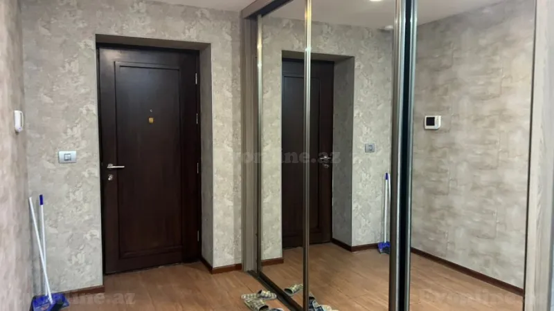 Kirayə verilir 4 otaqlı Mənzil Yeni tikili 220 m² Səbail r. - şəkil 17