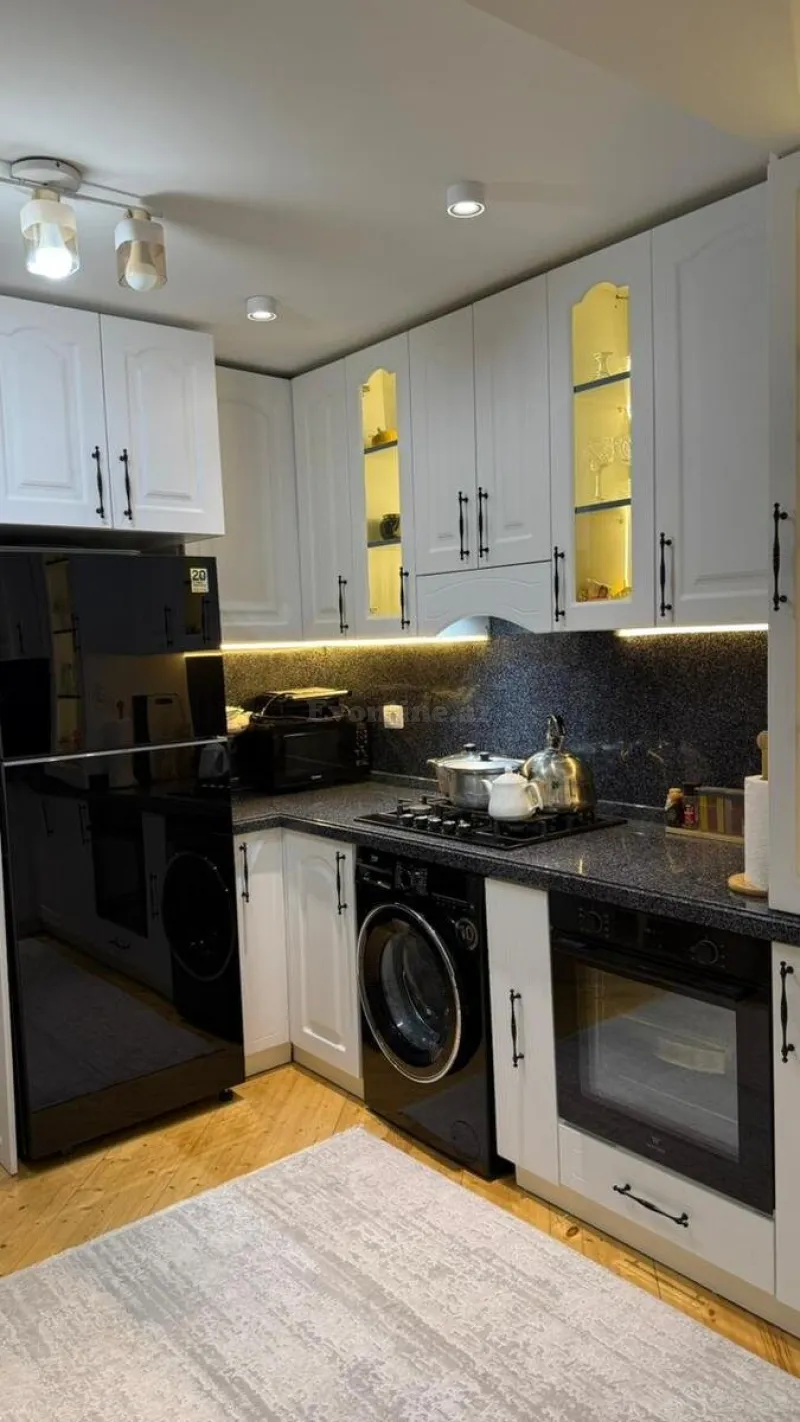 Satılır 4 otaqlı Mənzil Köhnə tikili 156 m² Sabunçu r. - şəkil 11