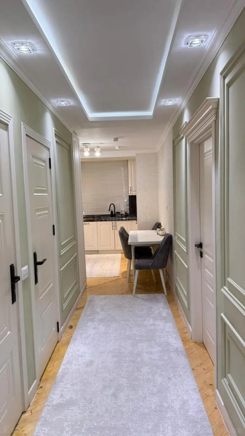 Satılır 4 otaqlı Mənzil Köhnə tikili 156 m² Sabunçu r. - şəkil 13