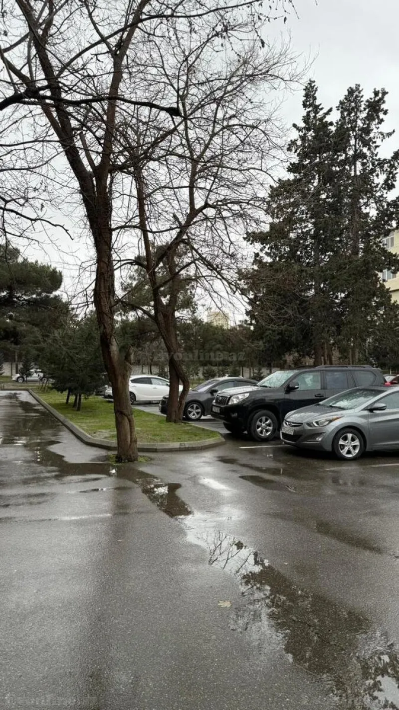 Satılır 4 otaqlı Mənzil Köhnə tikili 156 m² Sabunçu r. - şəkil 16