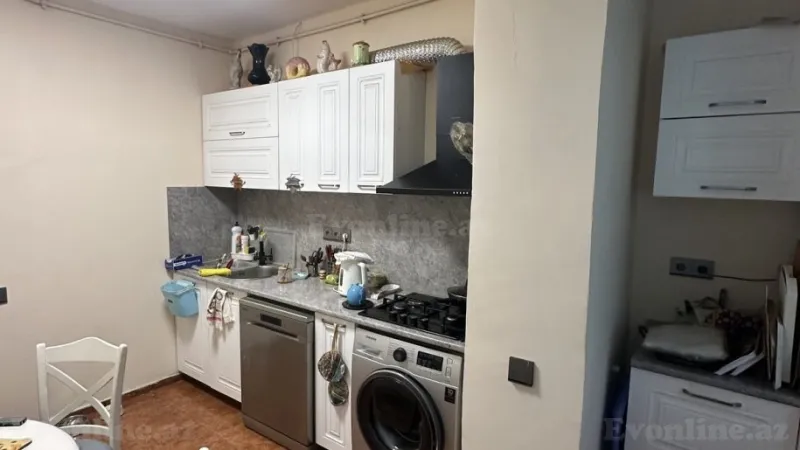 Satılır 2 otaqlı Mənzil Köhnə tikili 60 m² 28 May m.