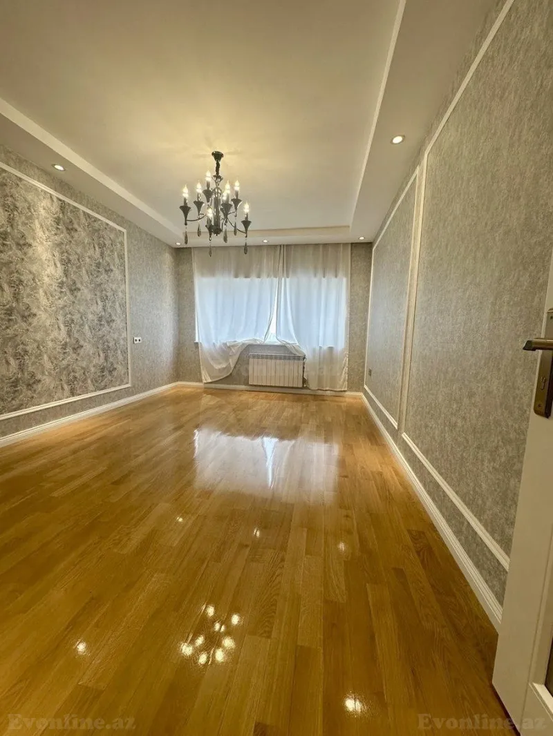 Satılır 3 otaqlı Mənzil Köhnə tikili 95 m² Yasamal