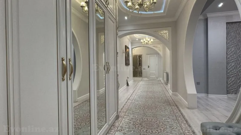 Satılır 3 otaqlı Mənzil Yeni tikili 146 m² 6-cı mikrorayon