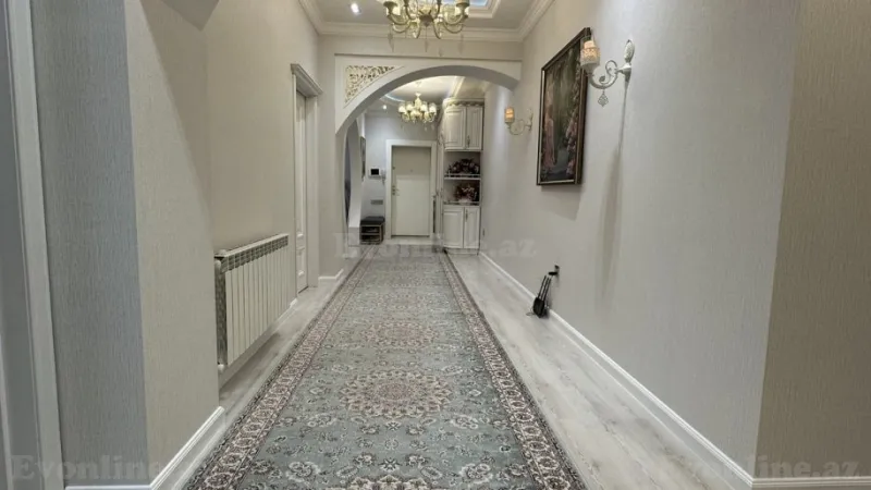 Satılır 3 otaqlı Mənzil Yeni tikili 146 m² 6-cı mikrorayon - şəkil 2