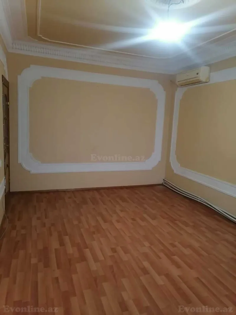 Satılır 2 otaqlı Mənzil Köhnə tikili 70 m² Suraxanı r. - şəkil 5