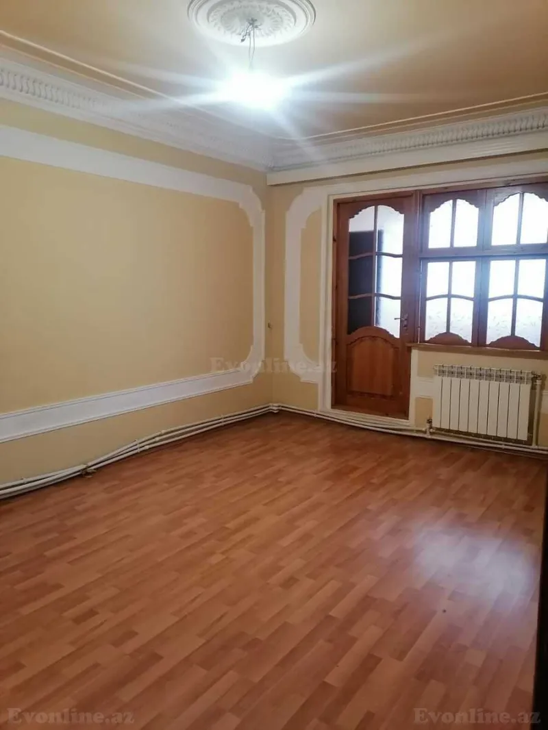 Satılır 2 otaqlı Mənzil Köhnə tikili 70 m² Suraxanı r. - şəkil 6