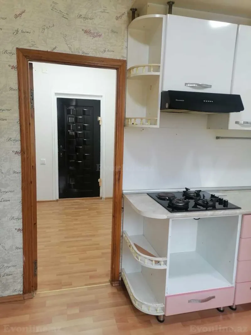 Satılır 2 otaqlı Mənzil Köhnə tikili 70 m² Suraxanı r. - şəkil 13