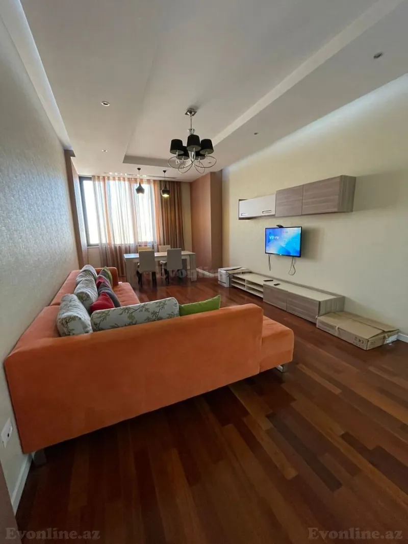 Kirayə verilir 3 otaqlı Mənzil Yeni tikili 110 m² İçərişəhər m. - şəkil 2