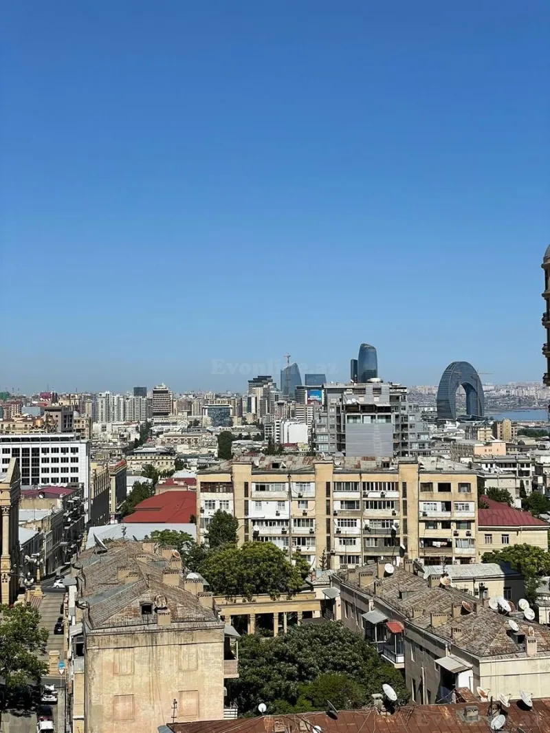 Kirayə verilir 3 otaqlı Mənzil Yeni tikili 110 m² İçərişəhər m. - şəkil 14