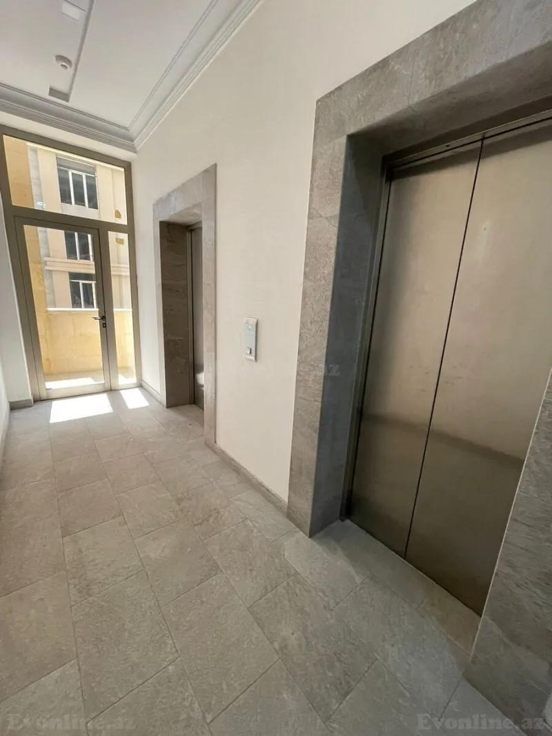 Kirayə verilir 3 otaqlı Mənzil Yeni tikili 110 m² İçərişəhər m. - şəkil 16