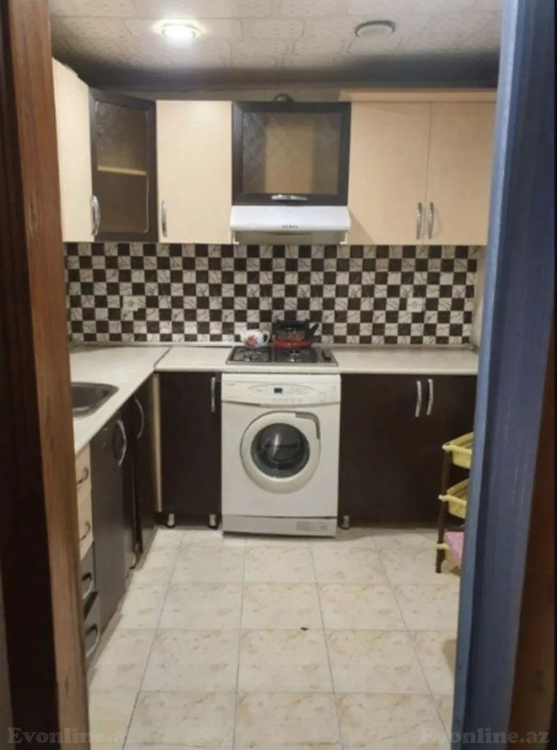 Kirayə verilir 2 otaqlı Mənzil Köhnə tikili 45 m² Nərimanov r.