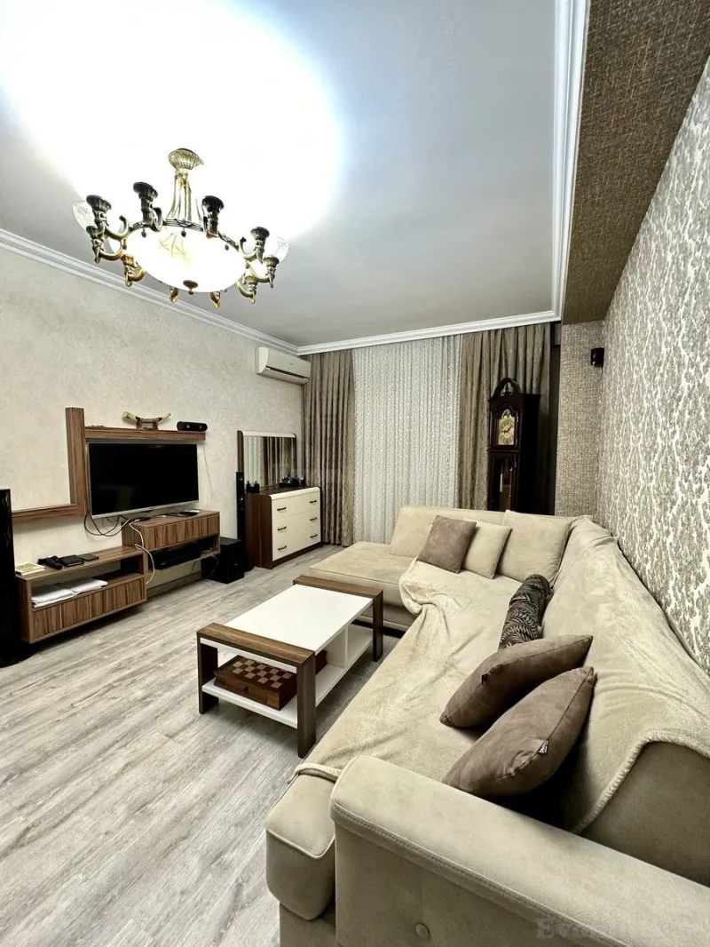 Satılır 3 otaqlı Mənzil Yeni tikili 136 m² Nəriman Nərimanov m.