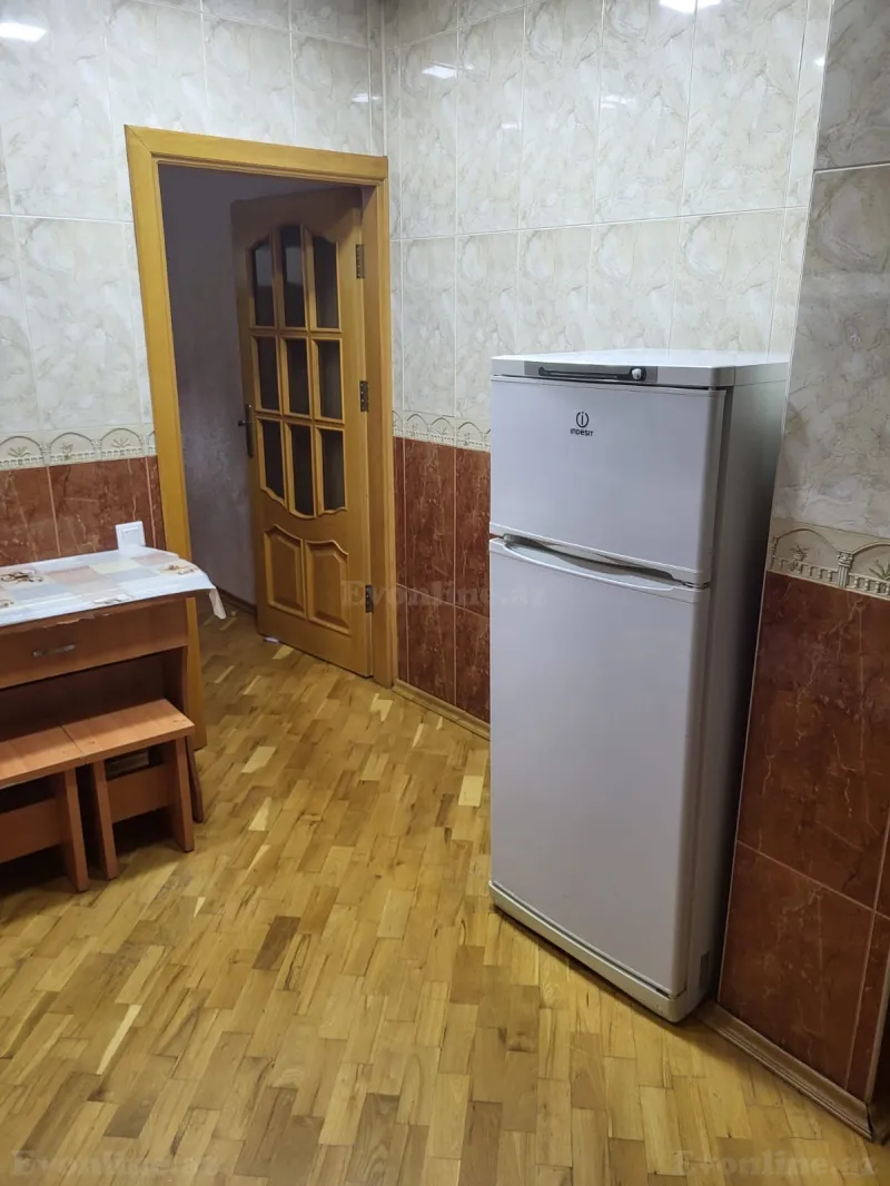 Satılır 3 otaqlı Mənzil Köhnə tikili 70 m² Sumqayıt - şəkil 9