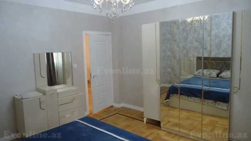 Kirayə verilir 4 otaqlı Mənzil Köhnə tikili 120 m² Xətai m. - şəkil 9