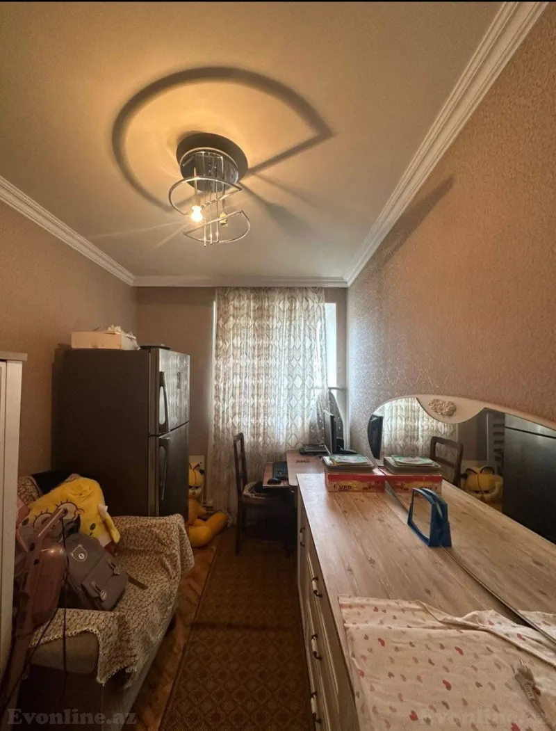 Satılır 4 otaqlı Mənzil Köhnə tikili 83 m² Yasamal - şəkil 4