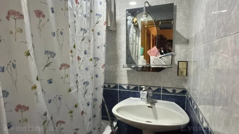 Satılır 4 otaqlı Mənzil Köhnə tikili 83 m² Yasamal - şəkil 9