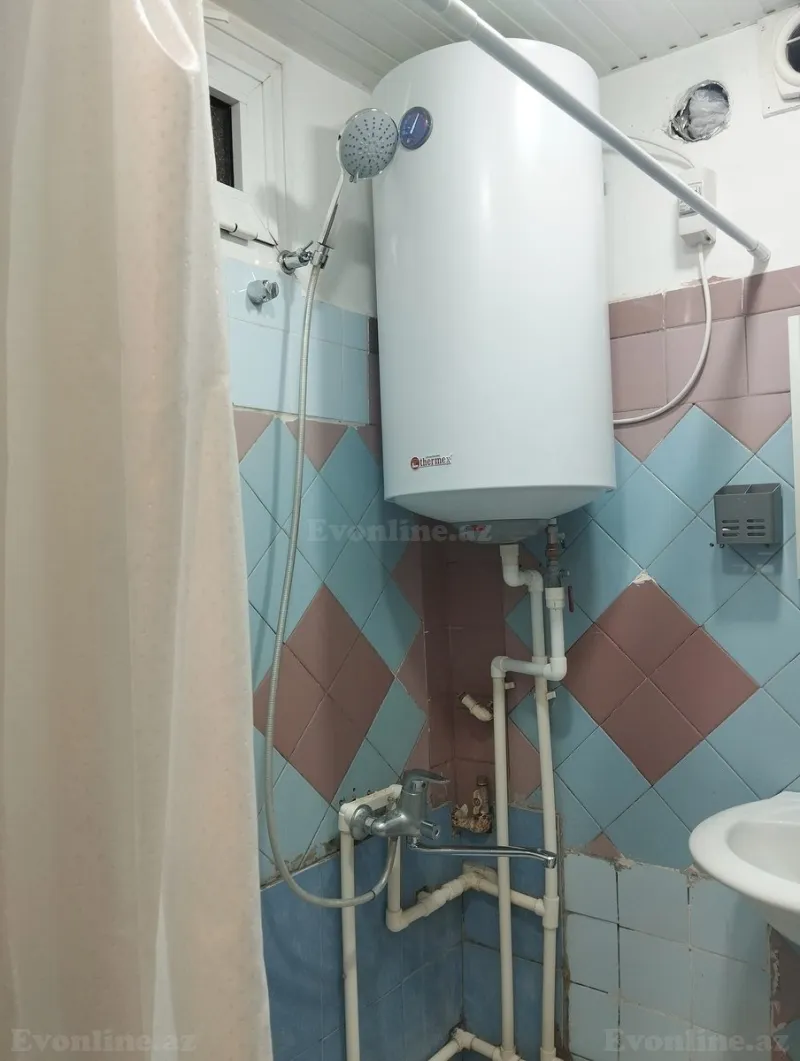 Kirayə verilir 1 otaqlı Mənzil Köhnə tikili 33 m² Elmlər Akademiyası m. - şəkil 5