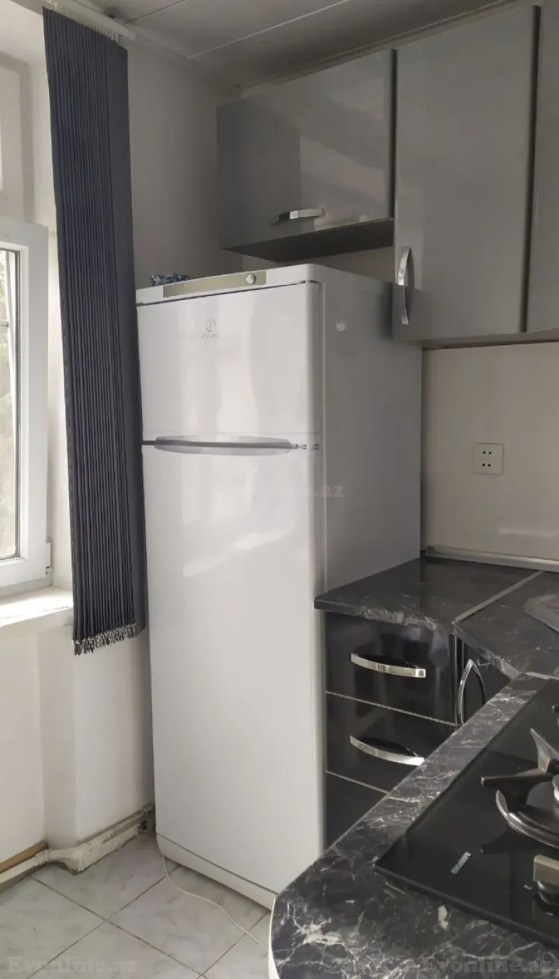 Kirayə verilir 1 otaqlı Mənzil Köhnə tikili 33 m² Elmlər Akademiyası m. - şəkil 7