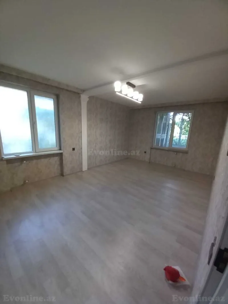 Satılır 3 otaqlı Mənzil Köhnə tikili 92 m² 28 May m. - şəkil 2