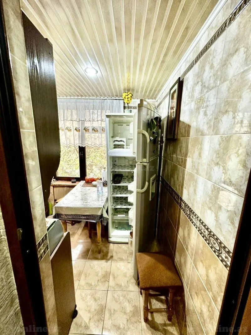 Satılır 3 otaqlı Mənzil Köhnə tikili 70 m² Qara Qarayev m. - şəkil 4