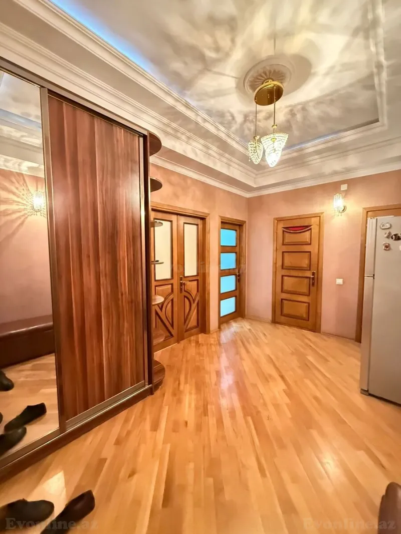 Satılır 3 otaqlı Mənzil Yeni tikili 115 m² İnşaatçılar m. - şəkil 16