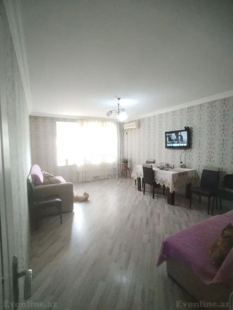 Satılır 2 otaqlı Mənzil Köhnə tikili 65 m² Əhmədli